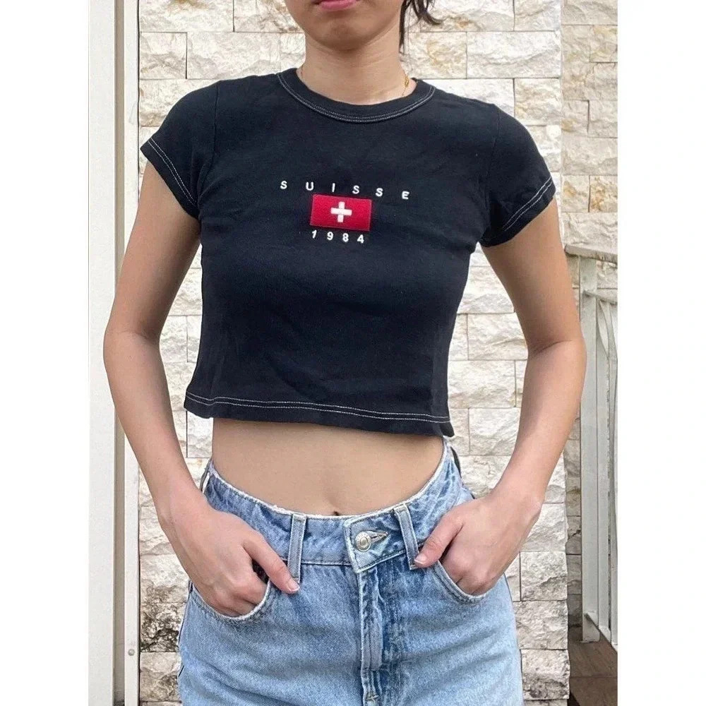 Brandy Melville Women's Black Short Sleeve Pullover Crop Top